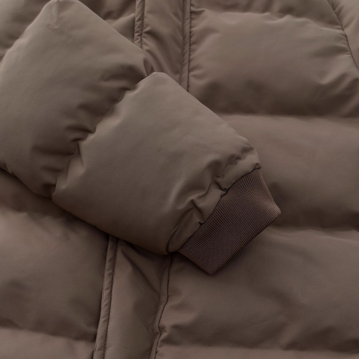 En Fant Quiltet Jakke Pine Bark